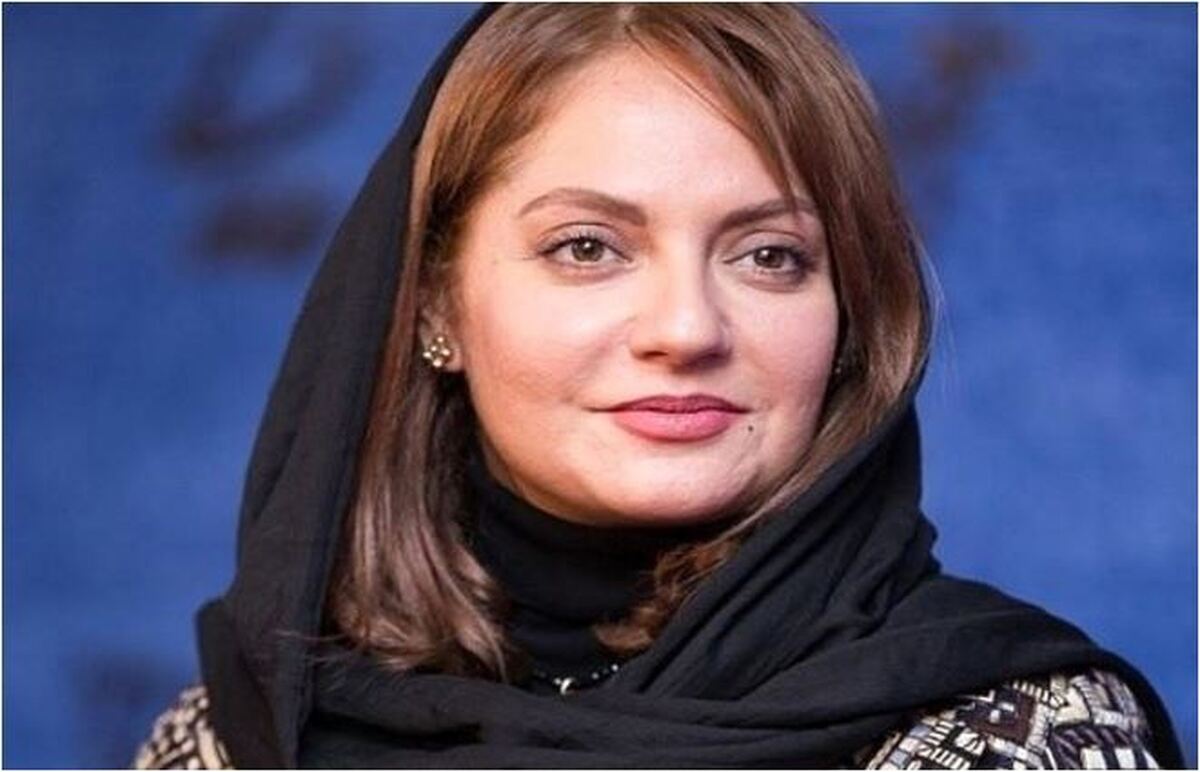 شیوه عجیب فخر فروشی مهناز افشار با اکسسوری‌های طلایش سوژه شد!