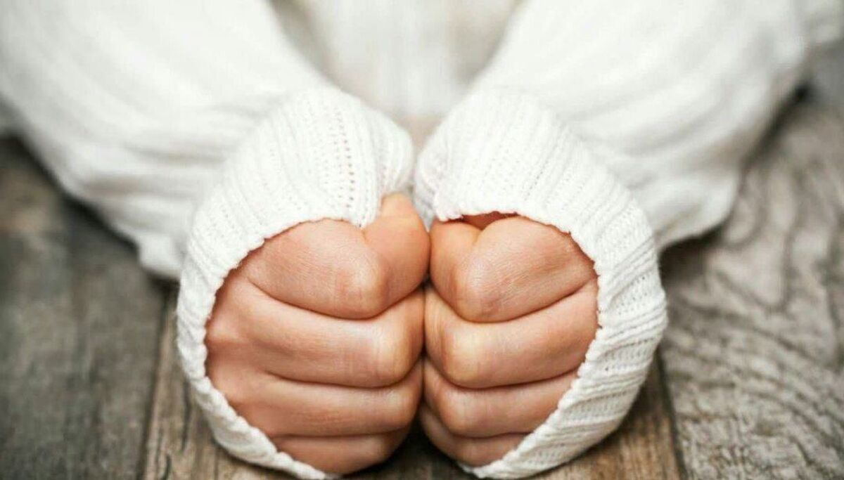اگر همیشه احساس سرما می‌کنید ممکن است به این مشکلات دچار باشید!