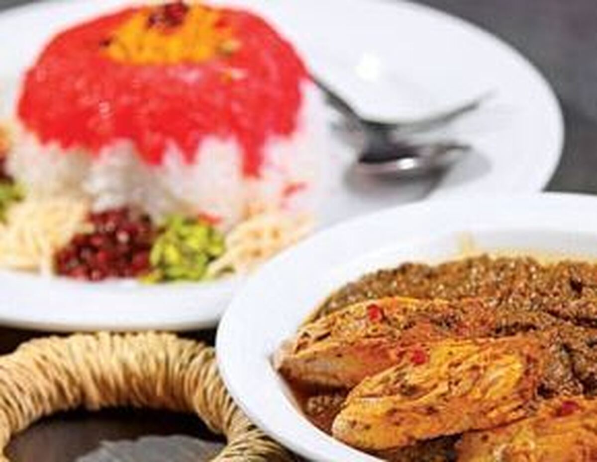 خورش ترش با آلو و رب انار مخصوص شمالی‌ها