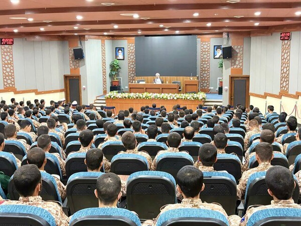 جوهره الهی در وجود انسان، او را از سایر مخلوقات ممتاز کرده است
