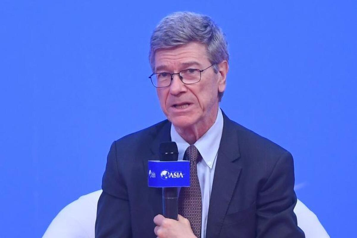 اقتصاددان ساکس نتیجه درگیری در اوکراین را پیش بینی کرد