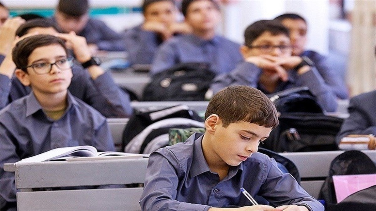 ساعت کاهش ساعت کاری به مدارس هم رسید