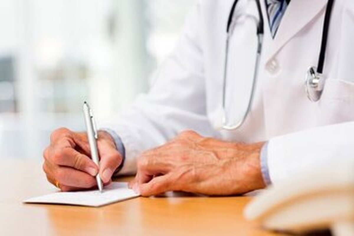 خدمت رسانی رایگان بسیج جامعه پزشکی به ۶۰۰ تن از اهالی روستای کریان میناب