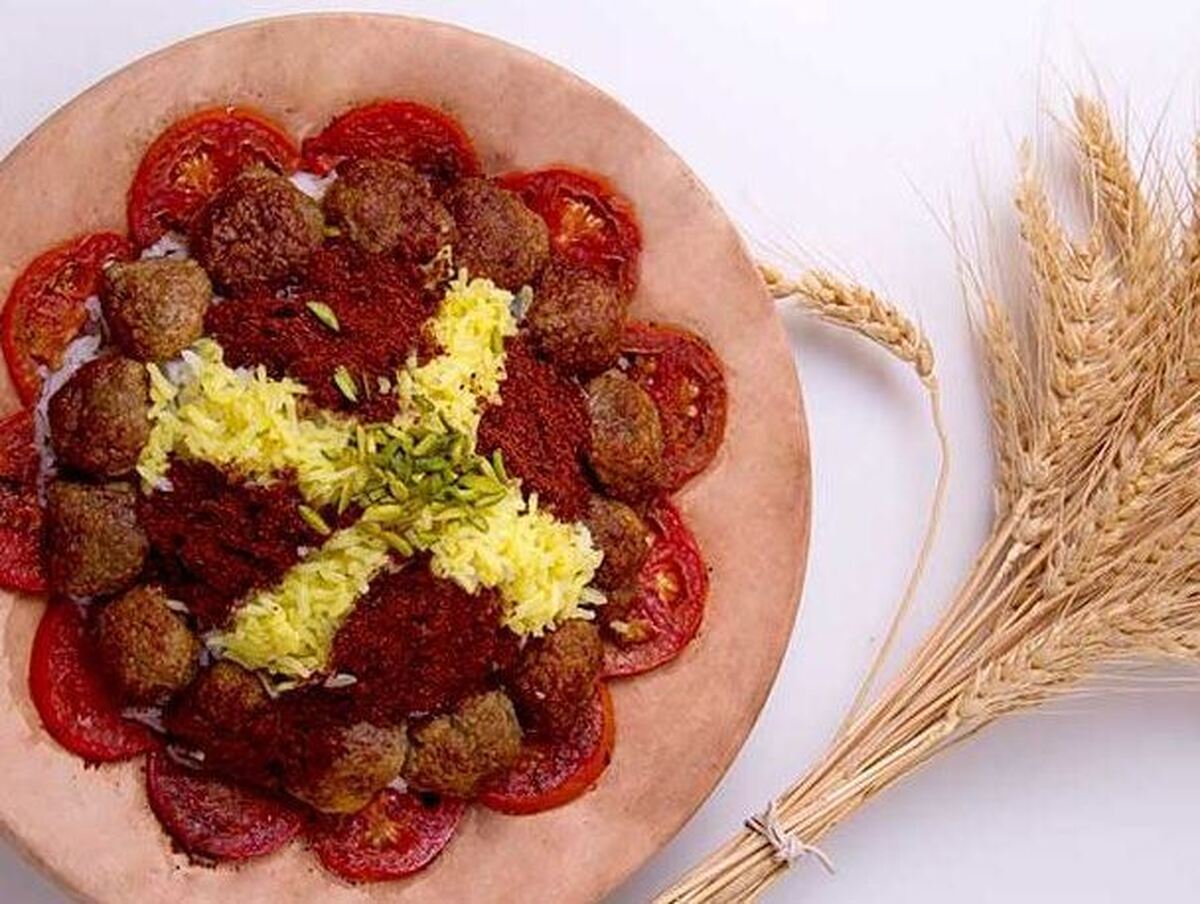 سماق پلو با گوشت چرخی یک غذای لذیذ و مجلسی