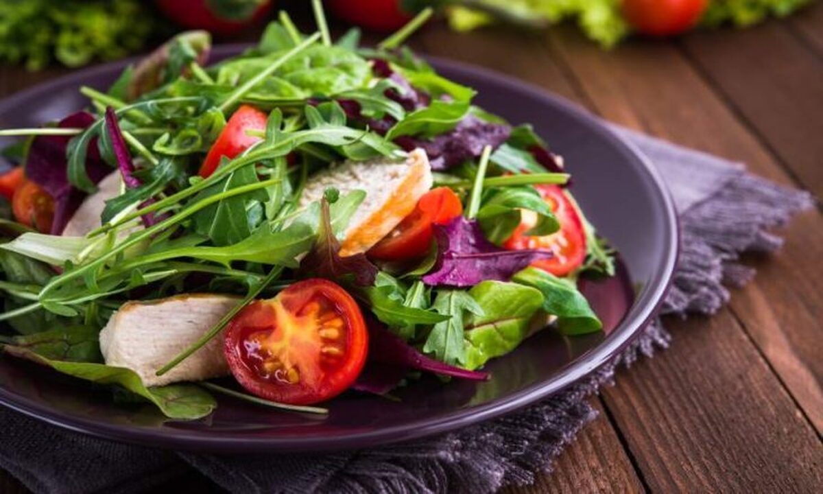 اگر روزی یک وعده غذا بخوریم چه اتفاقی برای بدنمان می‌افتد؟