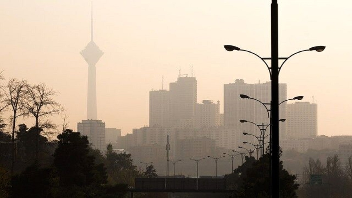 هوای تهران در مرز آلودگی است
