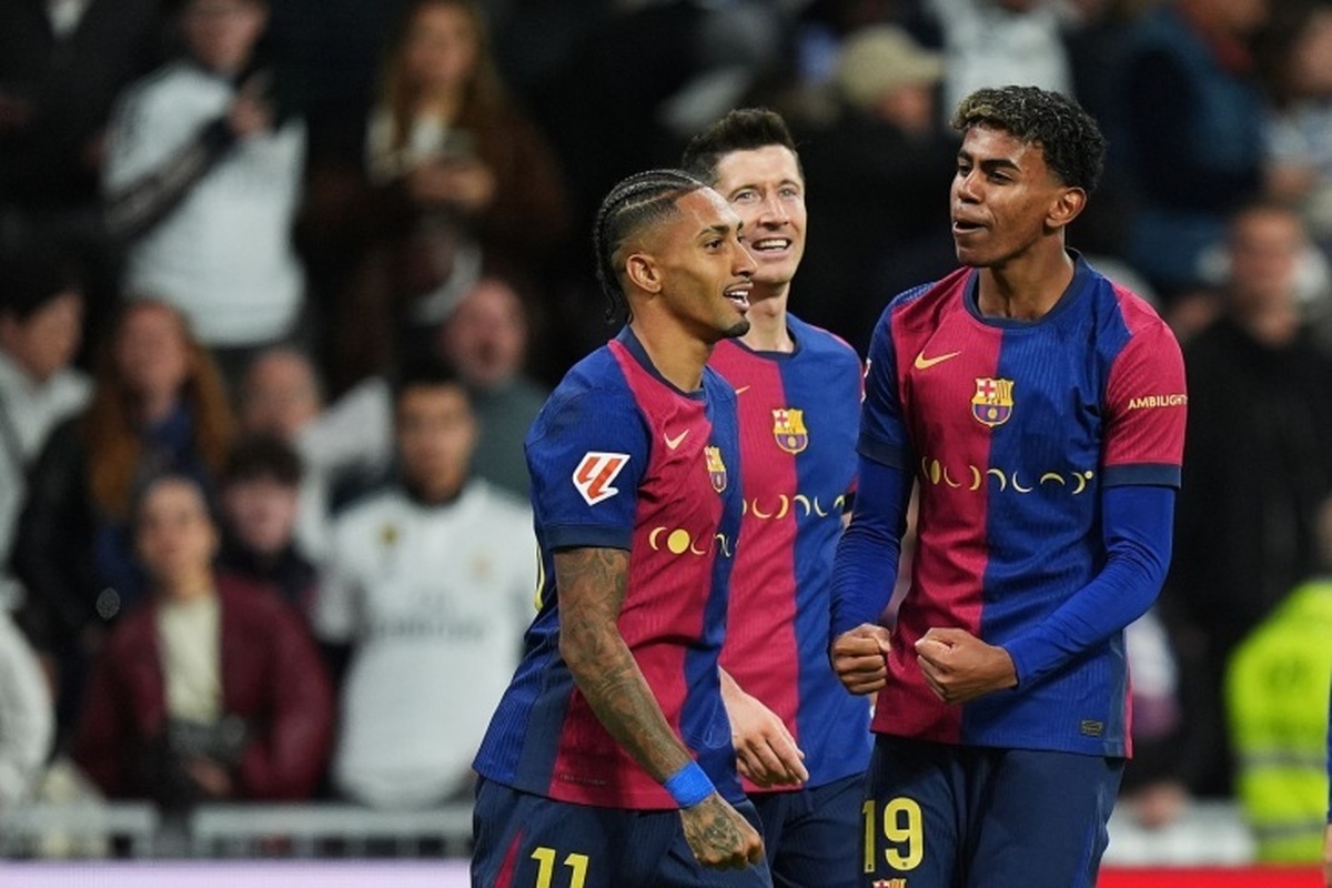 دکو در حالی که به یامال و رافینیا وابسته است، نقل و انتقالات تابستانی بارسلونا را اعلام کرد