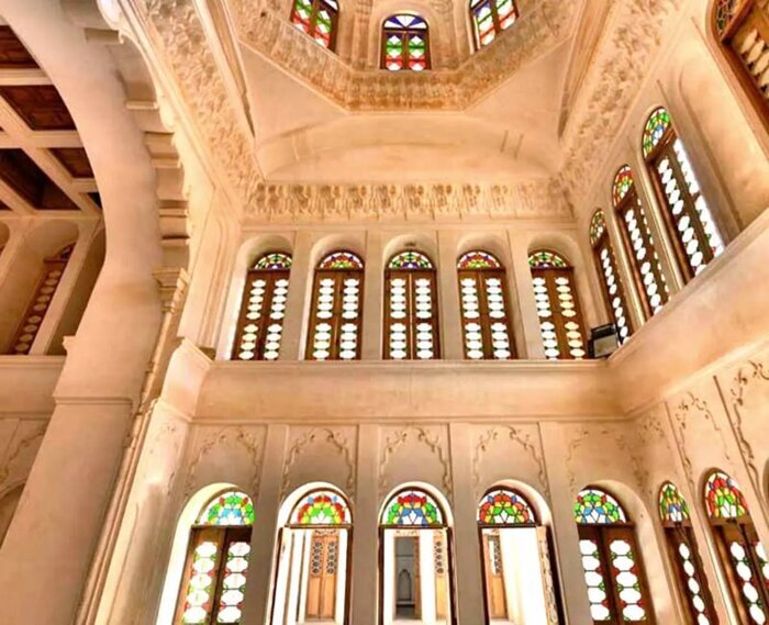 عمارت آقازاده یادگاری به جا مانده از دوره قاجار در یزد/ساختمانی با معماری خاص که مثلش در جهان نیست!
