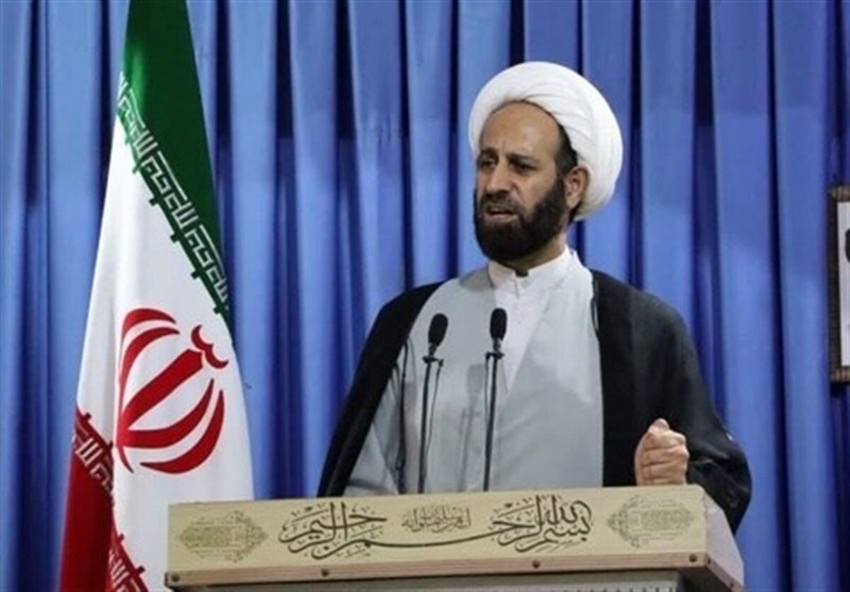 انتقاد امام جمعه خرم‌آباد از تجمل‌گرایی در مراسم ترحیم