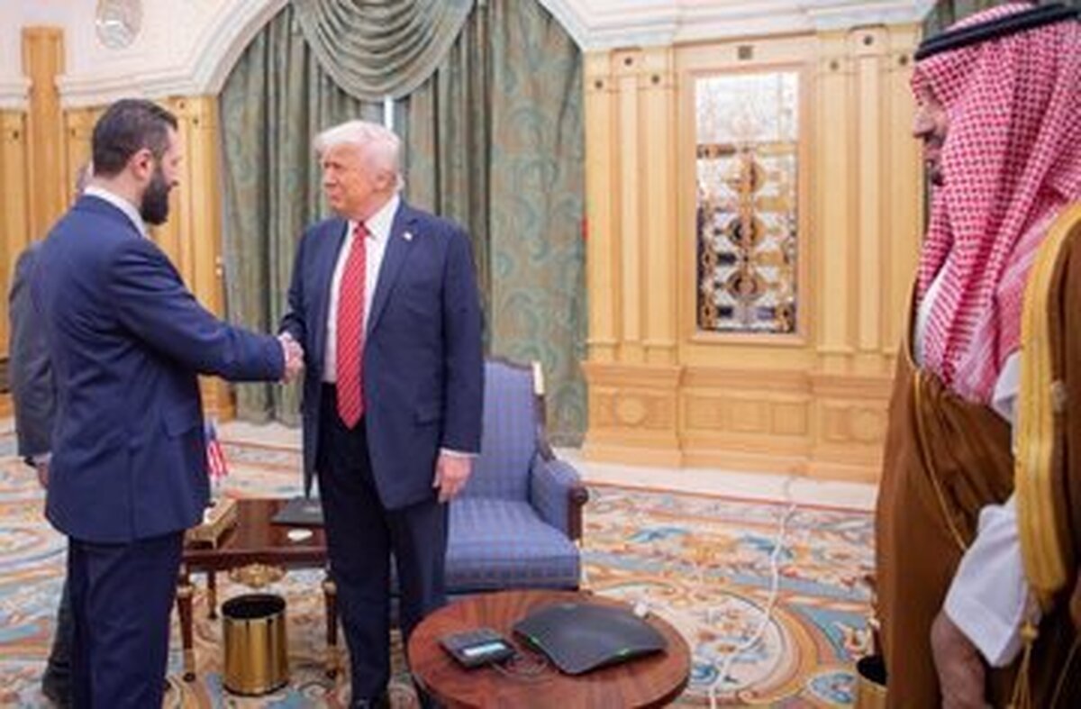 دیدار غیر منتظره ترامپ وجولانی با بی اعتنایی رئیس جمهور آمریکا به رژیم صهیونیستی