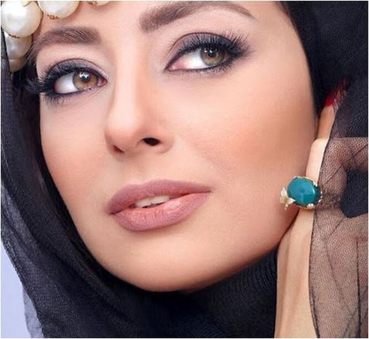 نگاهی به دکور و چیدمان لوکس و لاکچری خانه نفیسه روشن با وسایل آنتیک+عکس