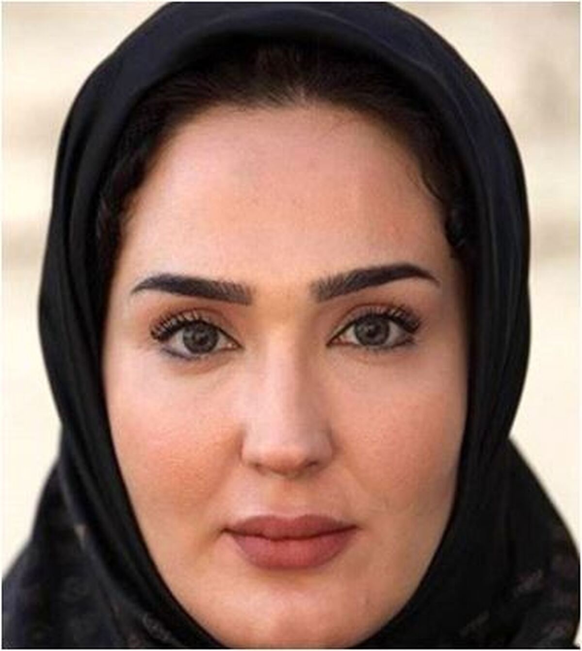 تصاویر شکار شده از مراسم خاکسپاری زهره فکور صوبر اشک کاربران را در آورد
