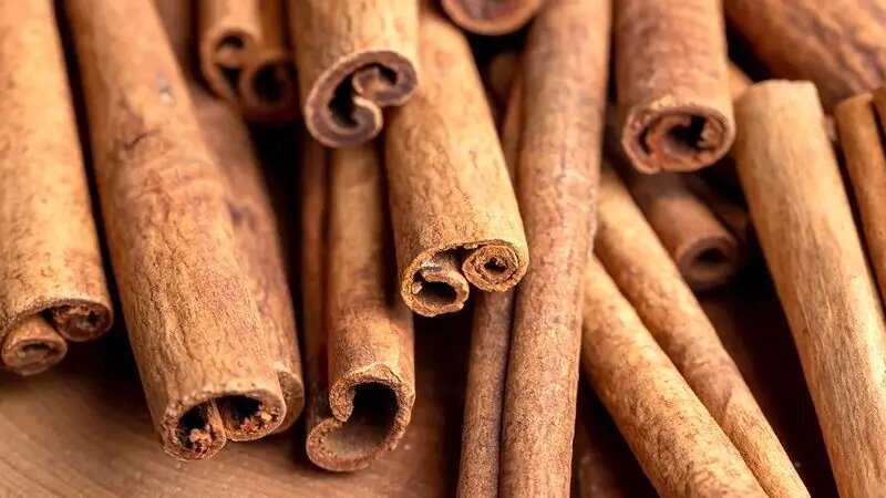 آیا می‌دانستید دارچین با برخی دارو‌ها تداخل دارد؟