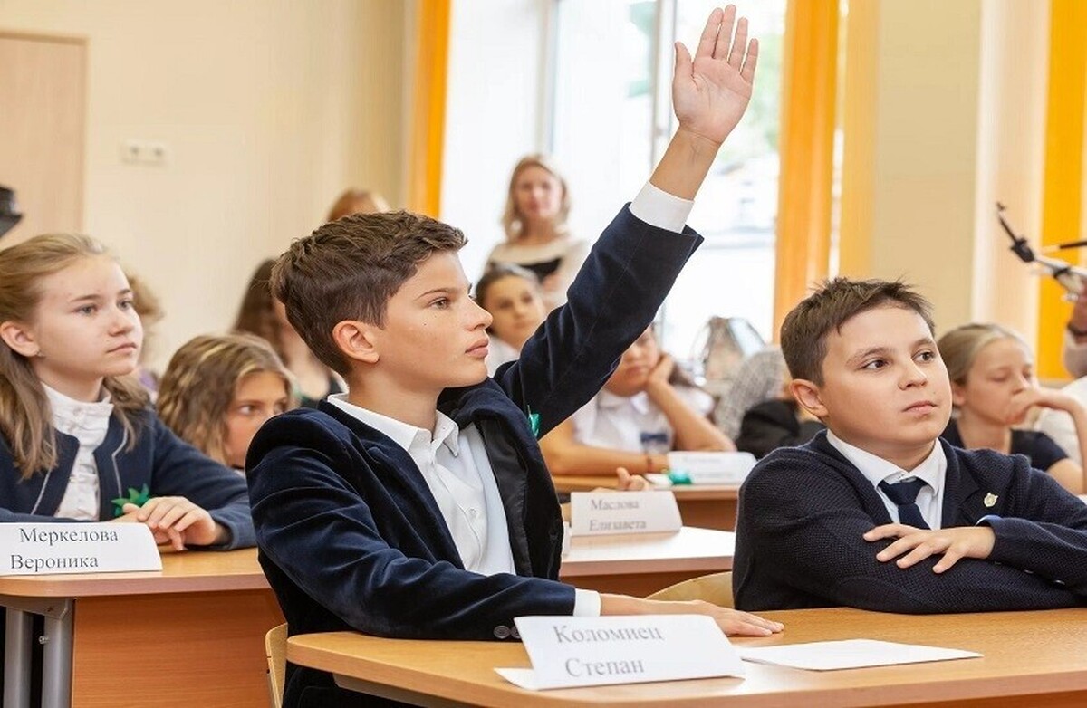 یک مطالعه رابطه مثبتی بین قد دانش‌آموزان و عملکرد تحصیلی آنها نشان می‌دهد