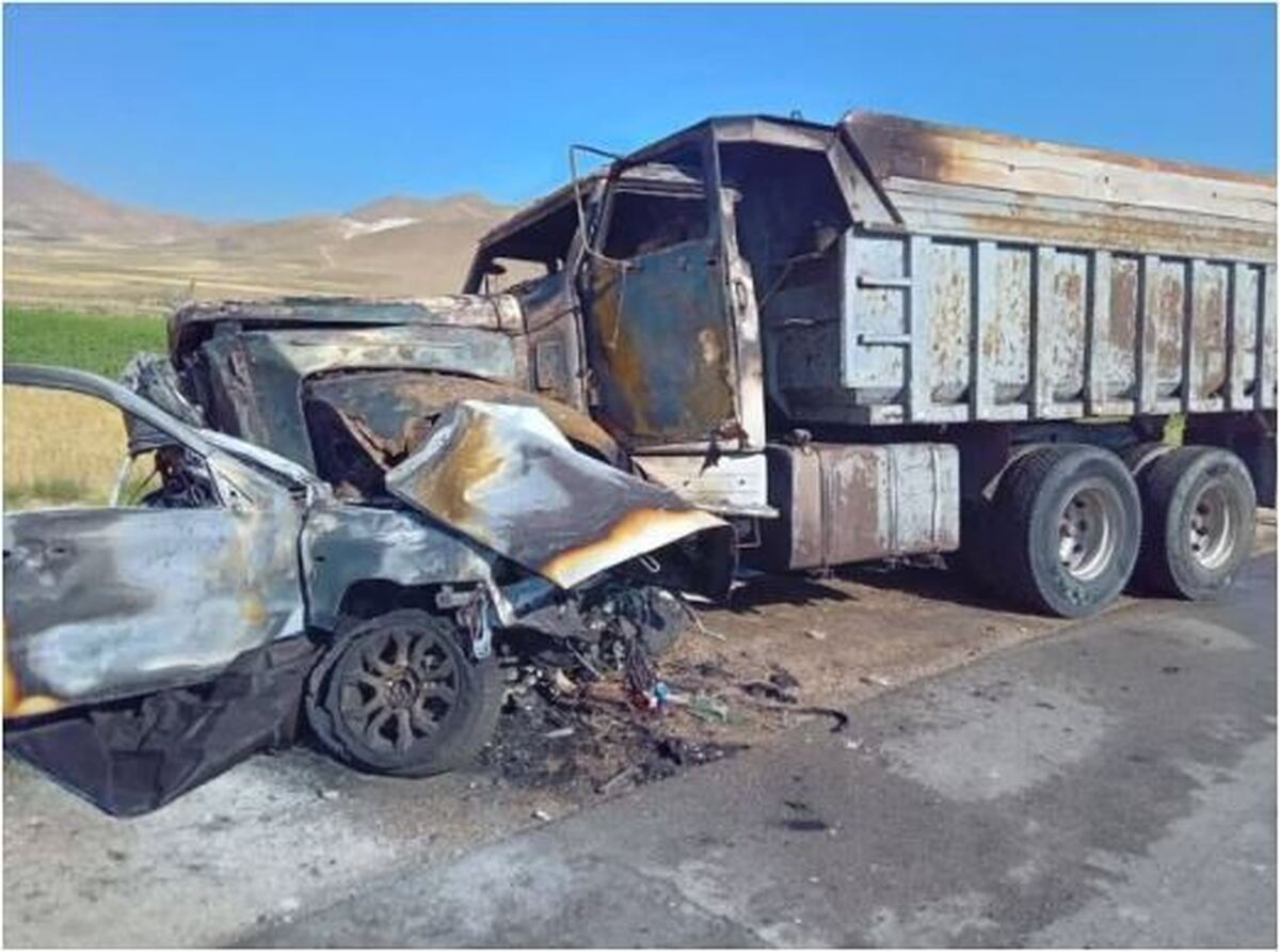 تصادف خونین یک کامیون به دلیل خواب آلودگی راننده ۳ کشته به دنبال داشت