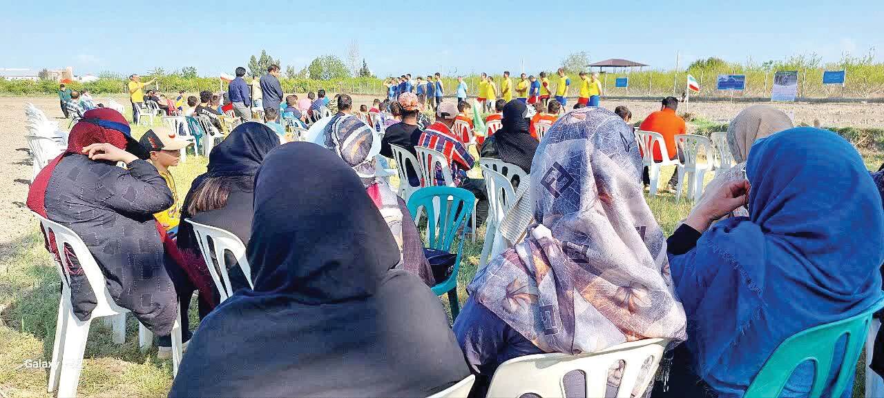 بریم فوت‌شال و شالی‌بال ببینیم!