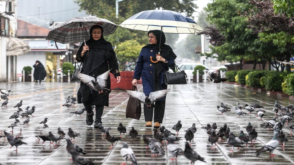 رگبار و رعد و برق در ۵ استان