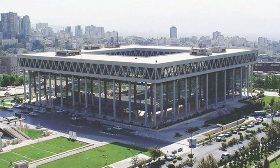 برنامه‌های اخیر صدا و سیما با ظاهری «طنز» مورد انتقاد قرار گرفت