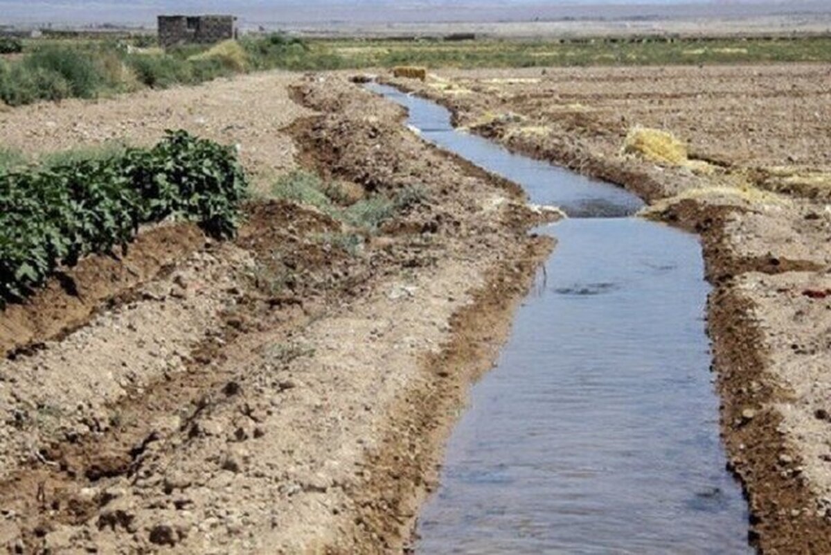 هدر رفت ۴۰ درصدی آب در کانال‌های خاکی انتقال آب در خراسان شمالی/ نیاز ۷ همتی برای سیمانی کردن کانال‌ها