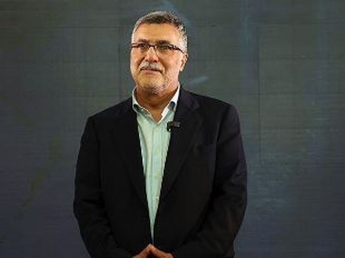 وزیر بهداشت به چین می‌رود