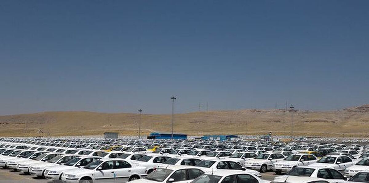 قیمت خودرو همچنان در حال ریزش