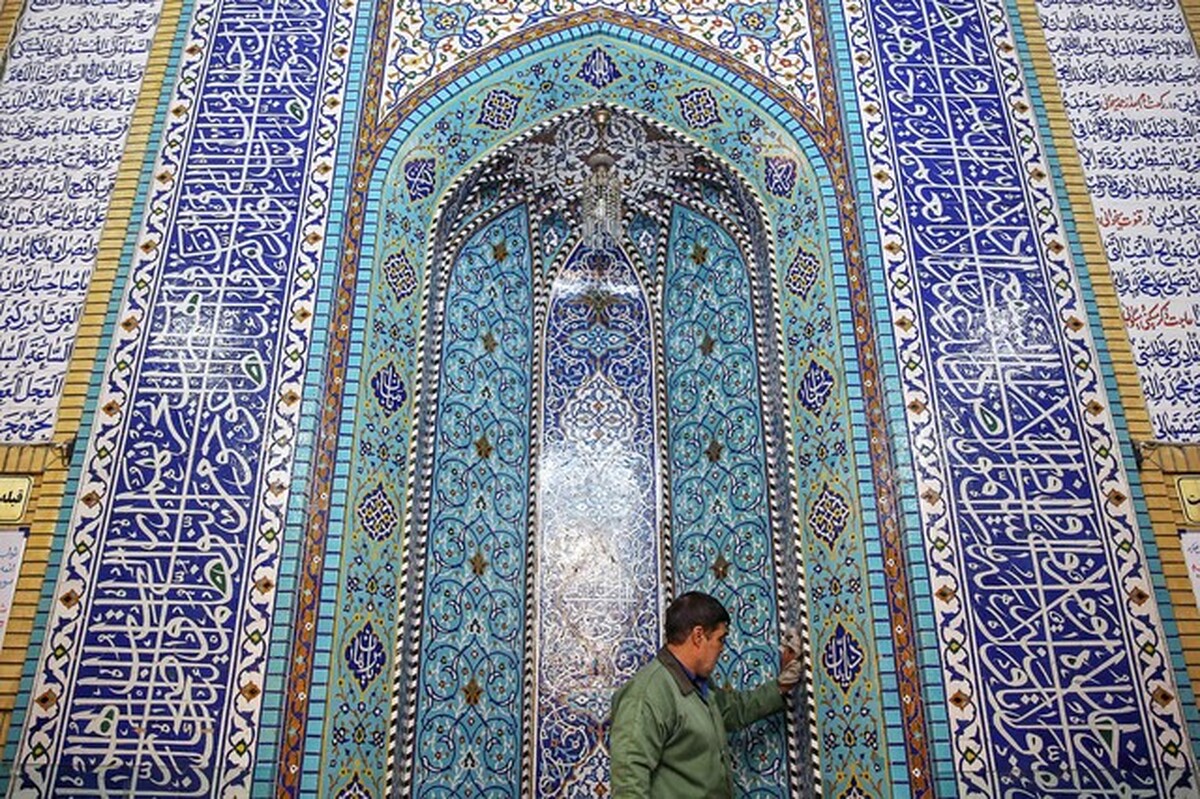 سیاسی‌بازی مانع بالندگی فعالیت مساجد و آسیب‌ساز است