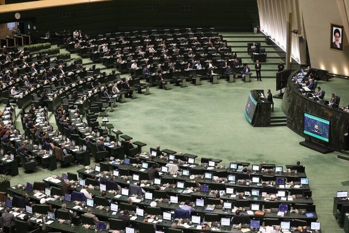 حمایت ۲۷۰ نفر از نمایندگان مجلس از اقدامات هلال احمر در حادثه بندر شهید رجایی