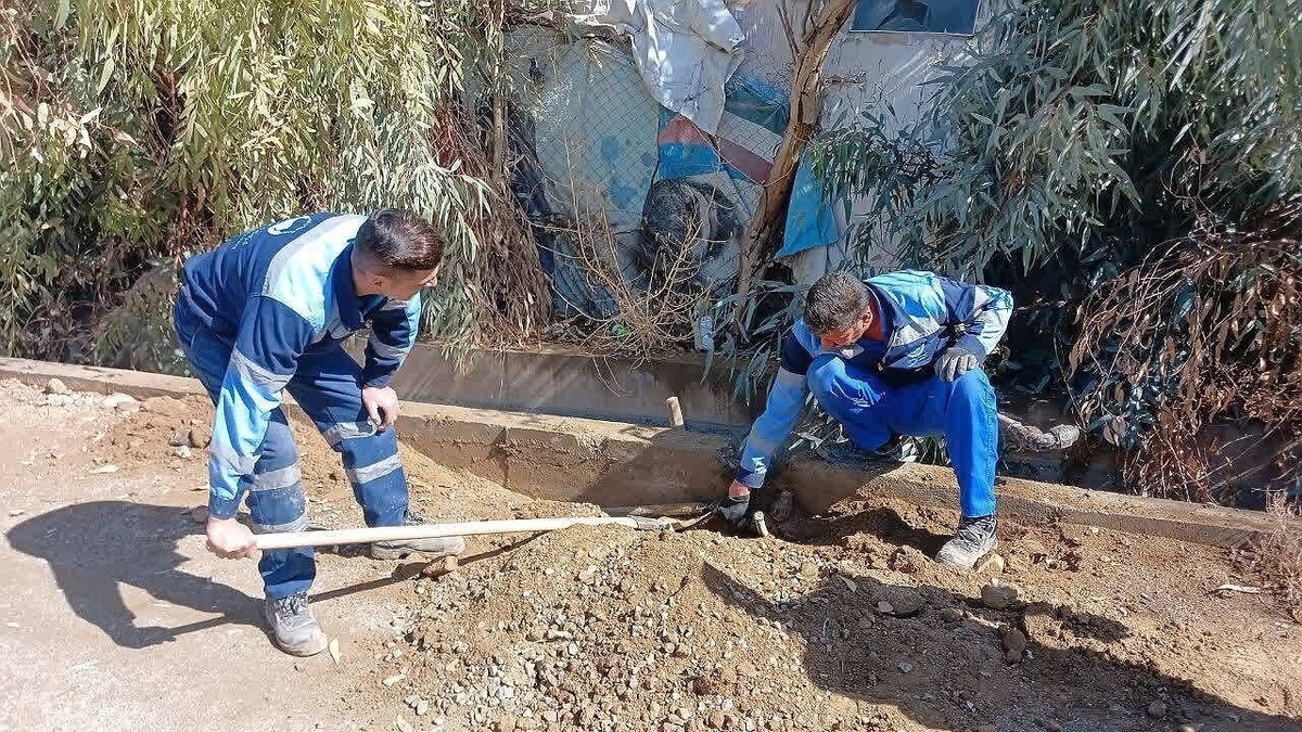کشف و قطع ۴۷ فقره انشعاب غیرمجاز در شهرستان‌های میرجاوه و سراوان