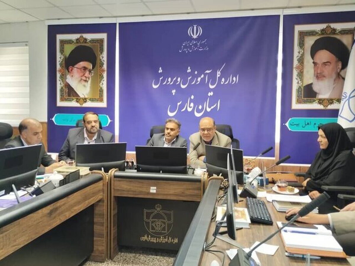 کتاب شهدای دانش‌آموز فارس منتشر می‌شود