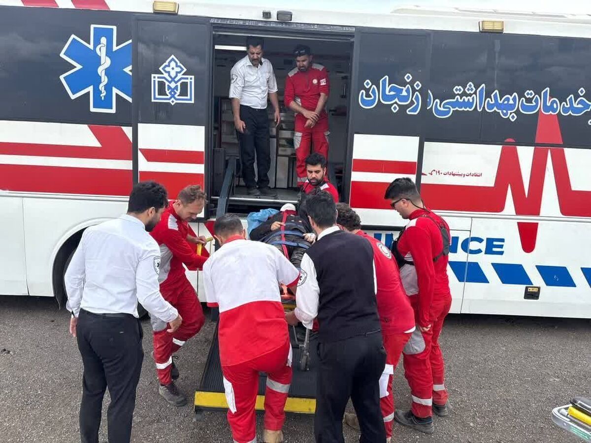 سقوط خودرو به دره در زنجان پنج مصدوم برجا گذاشت