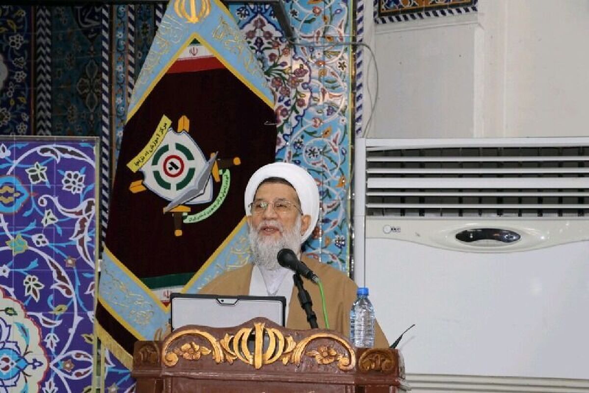 رئیس سازمان عقیدتی سیاسی ارتش: وظیفه ارتش ایجاد امنیت برای تولید است