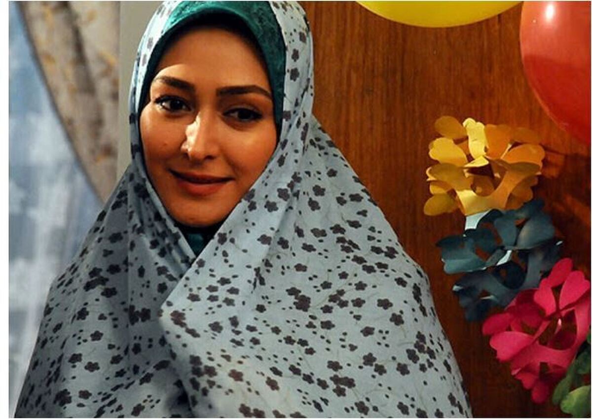 عکس یادگاری الهام حمیدی کنار بازیگر معروف و محبوب در یک مراسم هنری