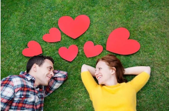چگونه در همان قرار اول دل طرف مقابل را ببریم؟ راهکار‌هایی علمی و مؤثر