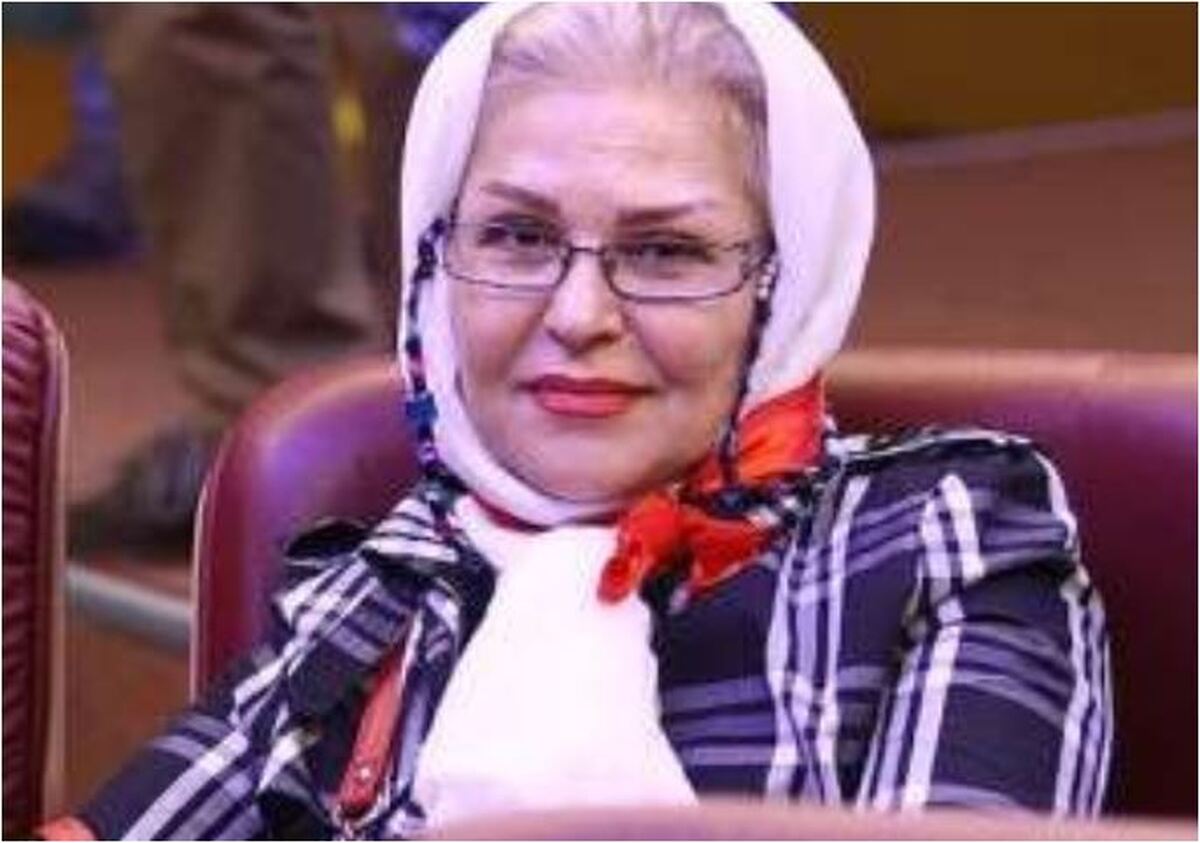 قاب خانوادگی از بازیگر سریال ستایش کنار همسر و فرزند واقعی اش