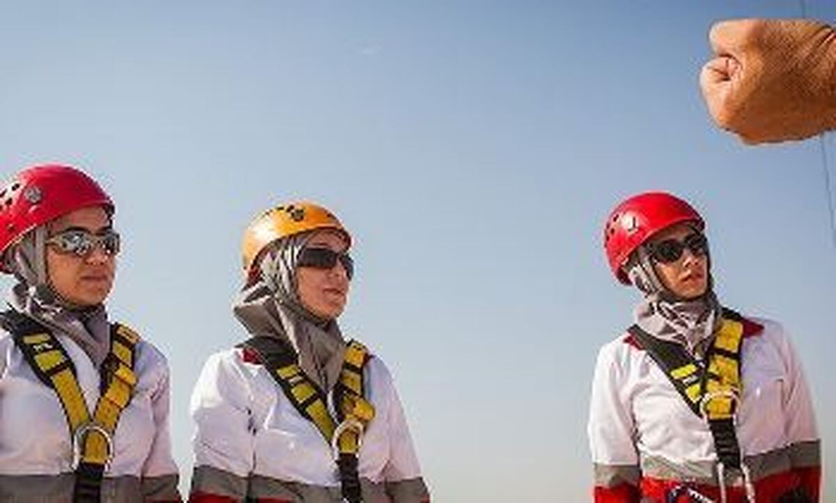 سقوط نیسان به رودخانه چالوس با یک فوتی