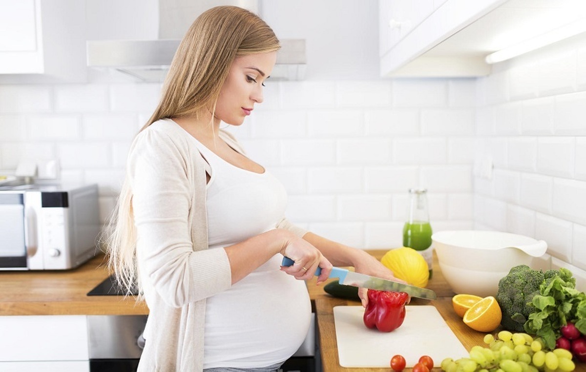هشدار پزشک به زنان در مورد رژیم غذایی رایج که باروری آنها را تهدید می‌کند
