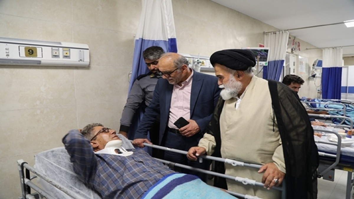 بازدید سرزده رئیس سازمان اورژانس کشور از مصدومان حادثه اسکله شهید رجایی