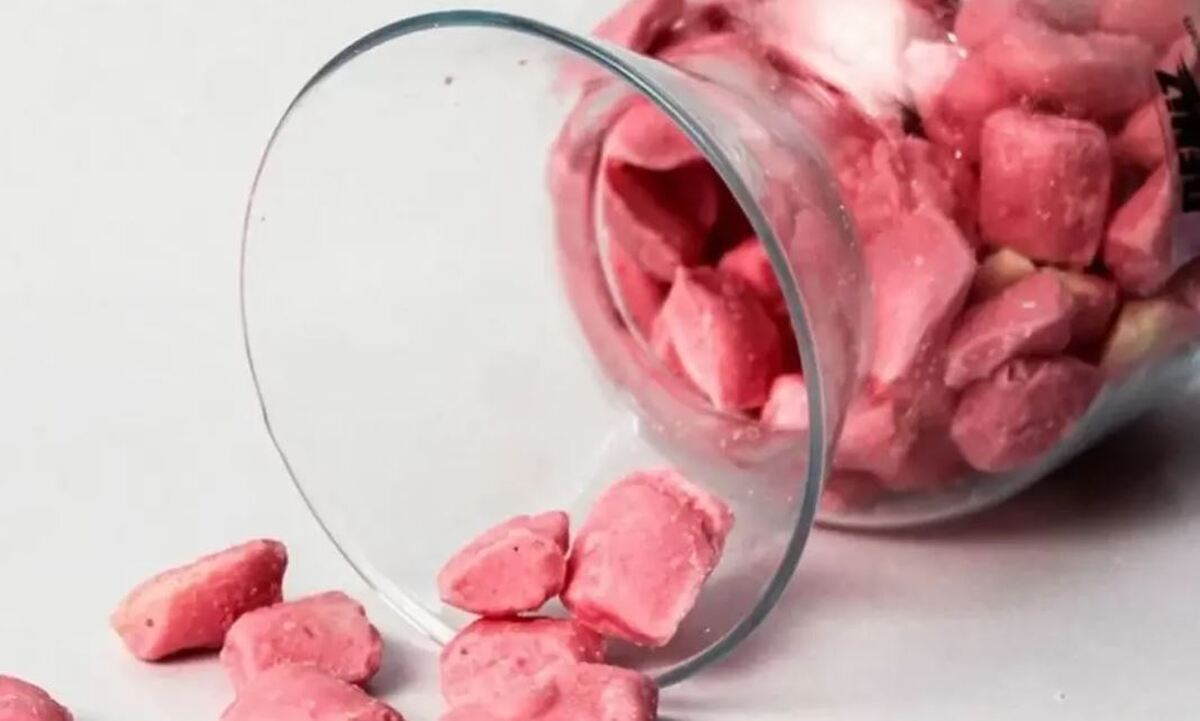 با این دستور ویژه یک شکر پنیر توت فرنگی خوش طعم داشته باشید