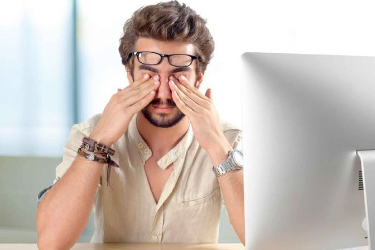 ۱۰ نکته برای جلوگیری از ضعیف شدن چشم‌ها هنگام کار با مانیتور‌ها