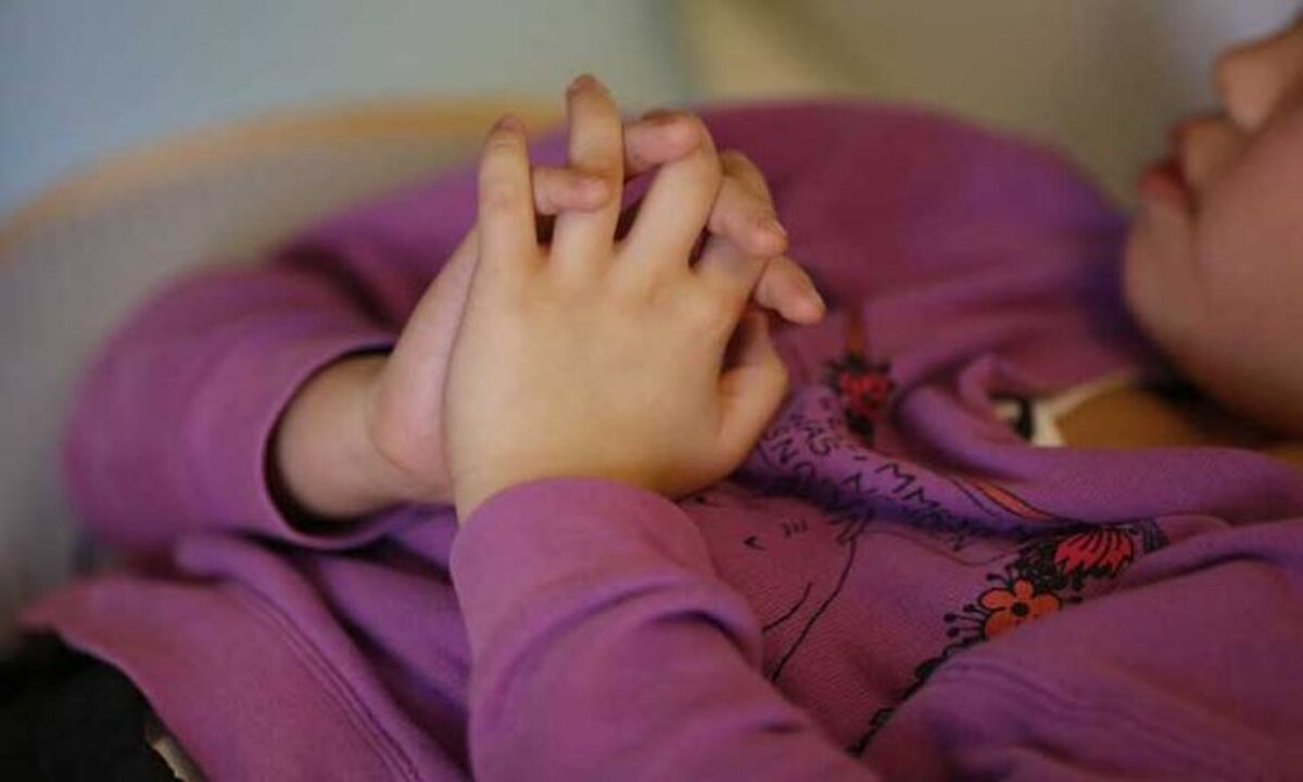 موارد کودک آزاری در ژاپن به رکورد جدید ۲۲۵ هزار مورد رسید