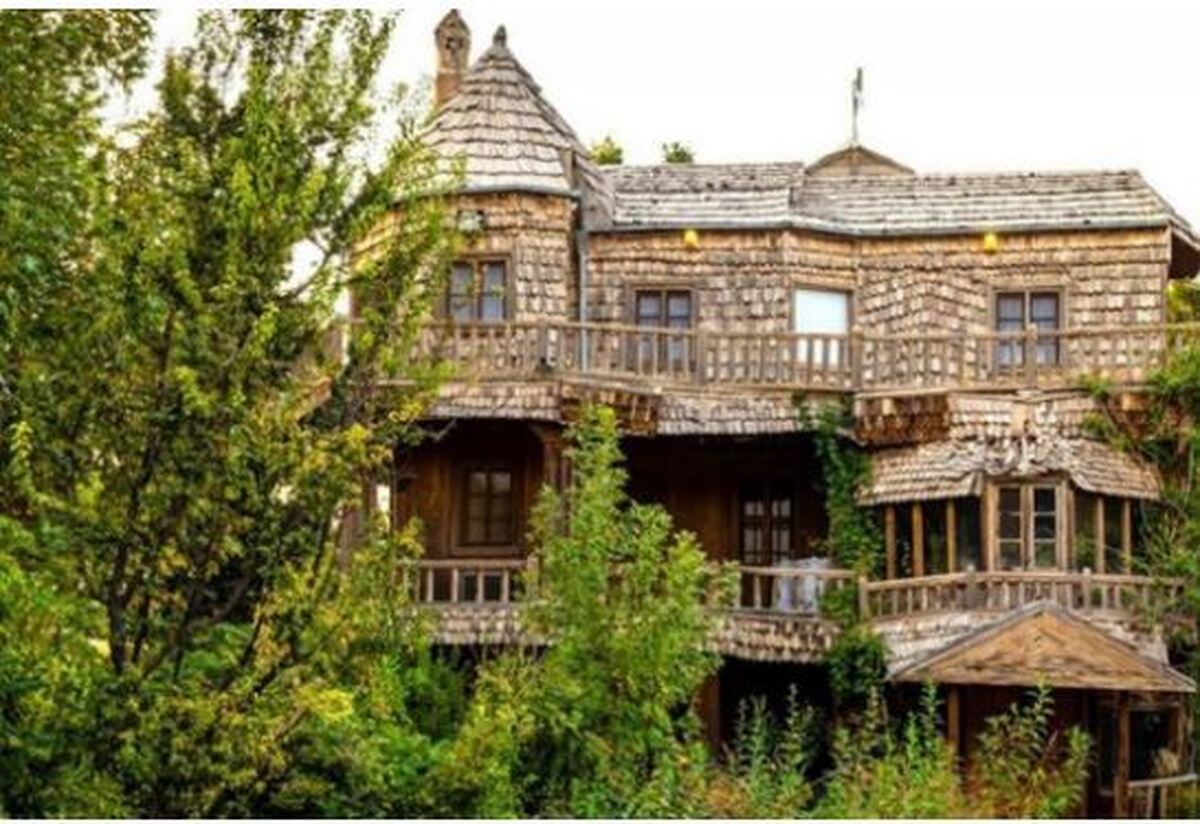 نگاهی به دنج‌ترین روستای ایران که از چوب ساخته شده! /بهترین زمان سفر چه زمانی است؟