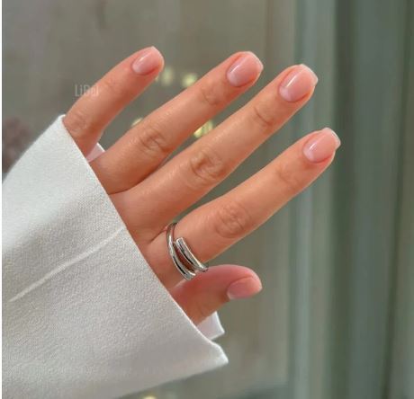 مرحله به مرحله برای انجام مانیکور برهنه در منزل