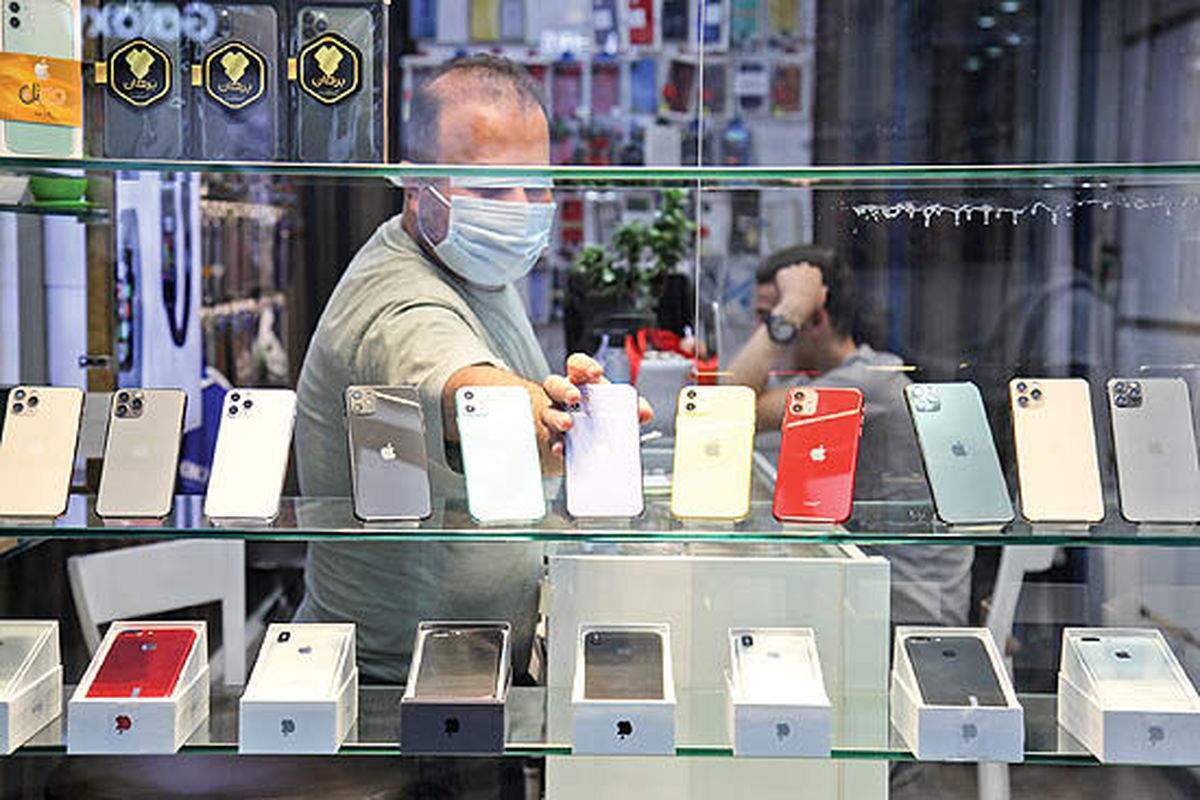 هیچ ممنوعیتی برای واردات هیچ برند گوشی وجود ندارد