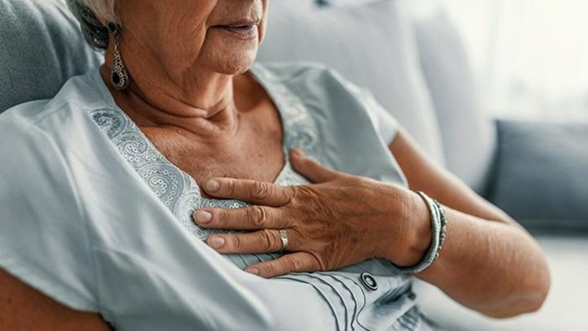 سکته قلبی خفیف چگونه رخ میدهد؟