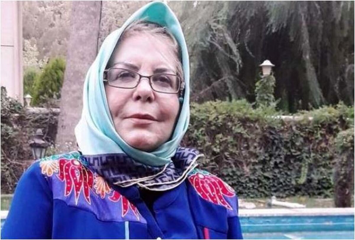 قابی دلنشین از پوراندخت مهیمن کنار نوه‌های بامزه و خوشگلش