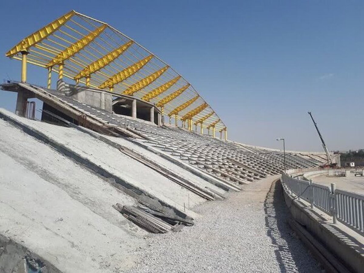 پیشرفت ۸۴ درصدی ورزشگاه ۵۰۰۰ نفری بروجرد