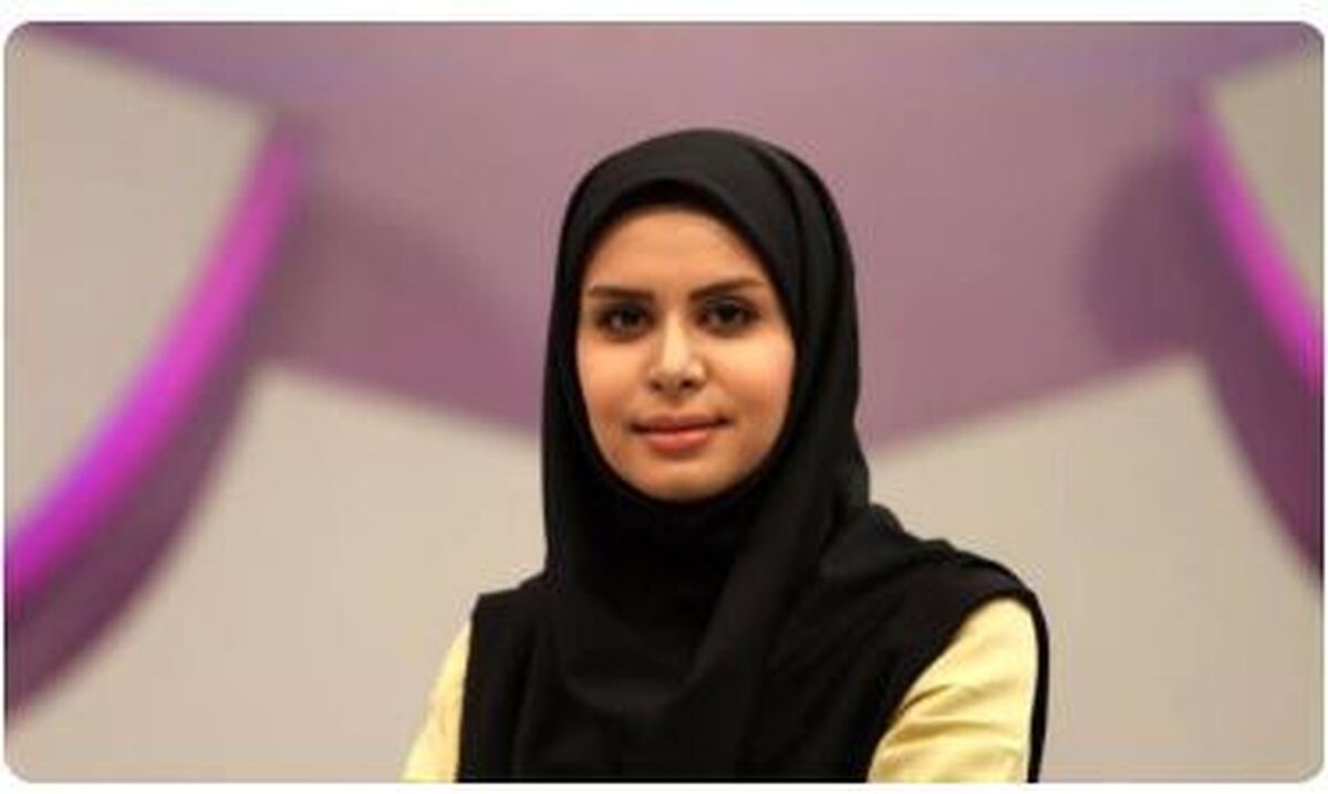رونمایی نجمه جودکی از استایل جدید و شیکش با کت کوتاه+عکس