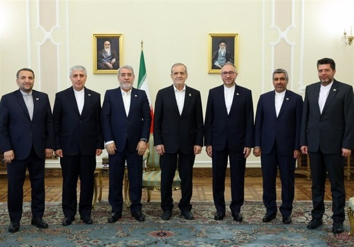 دیدار ۶ سفیر جدید ایران با پزشکیان