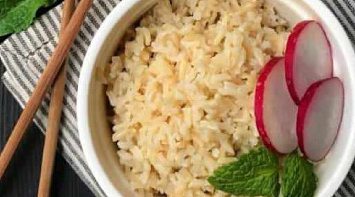 برنج قهوه‌ای مناسب برای افراد رژیمی