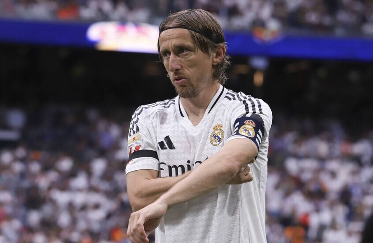 مودریچ پیشنهاد‌های مالی عربستان و آمریکا را رد می‌کند و مقصد بعدی خود را انتخاب می‌کند